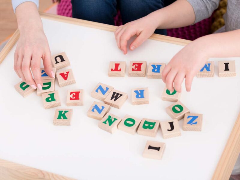 Σε τι βοηθάει η λογοθεραπεία;